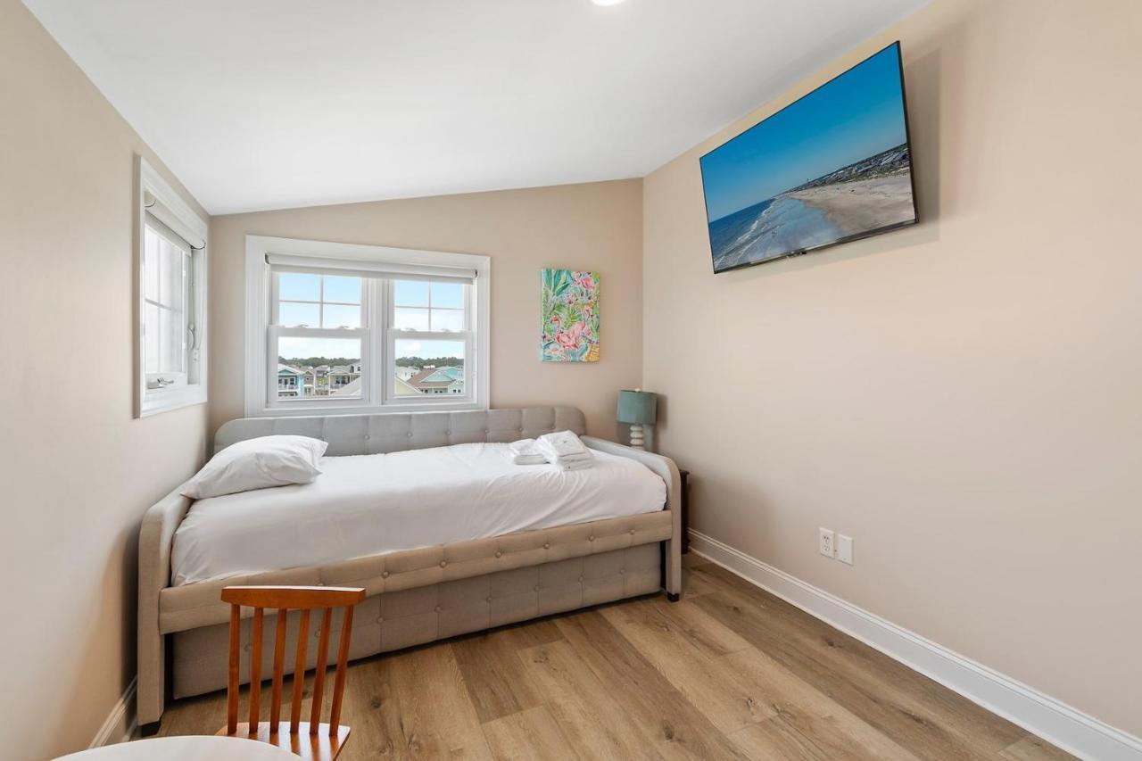 Nirvana Oak Island Luaran gambar
